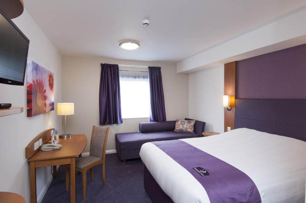 Premier Inn South Mimms/Potters Bar Номер фото