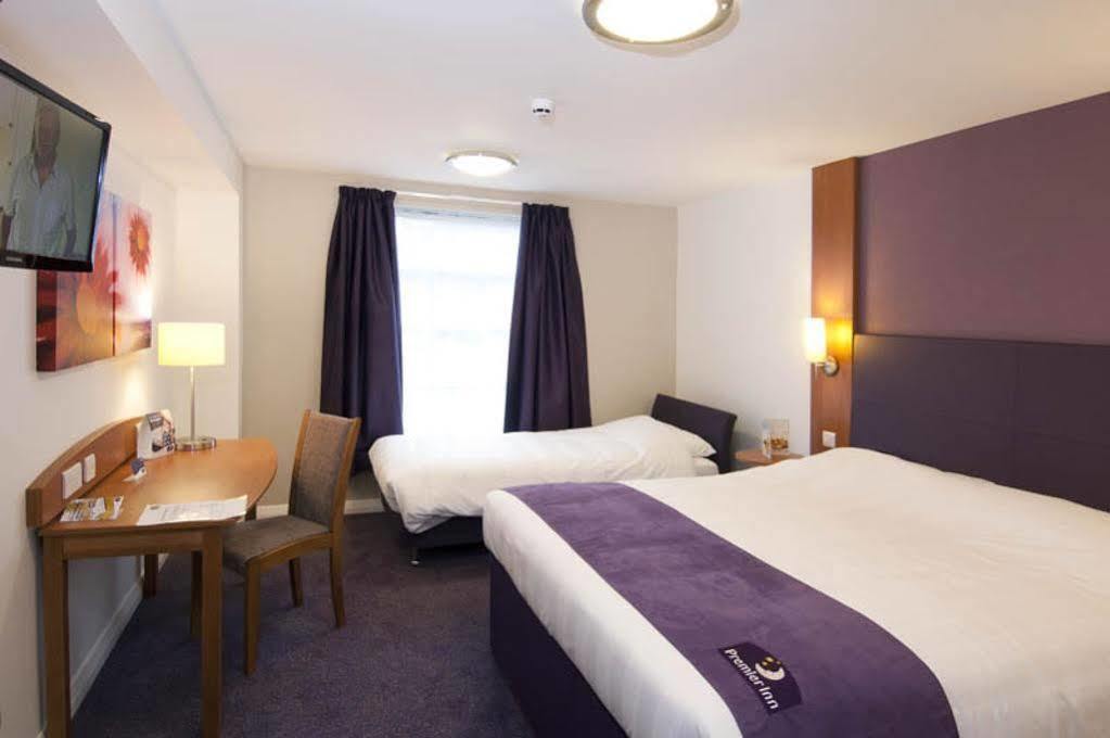 Premier Inn South Mimms/Potters Bar Екстер'єр фото